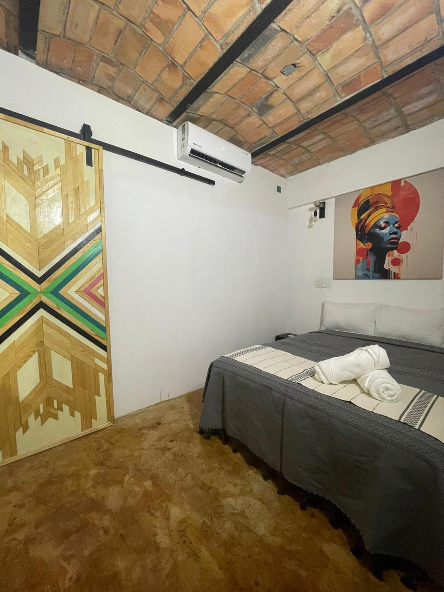 Akoma San Pancho San Francisco  Rum bild